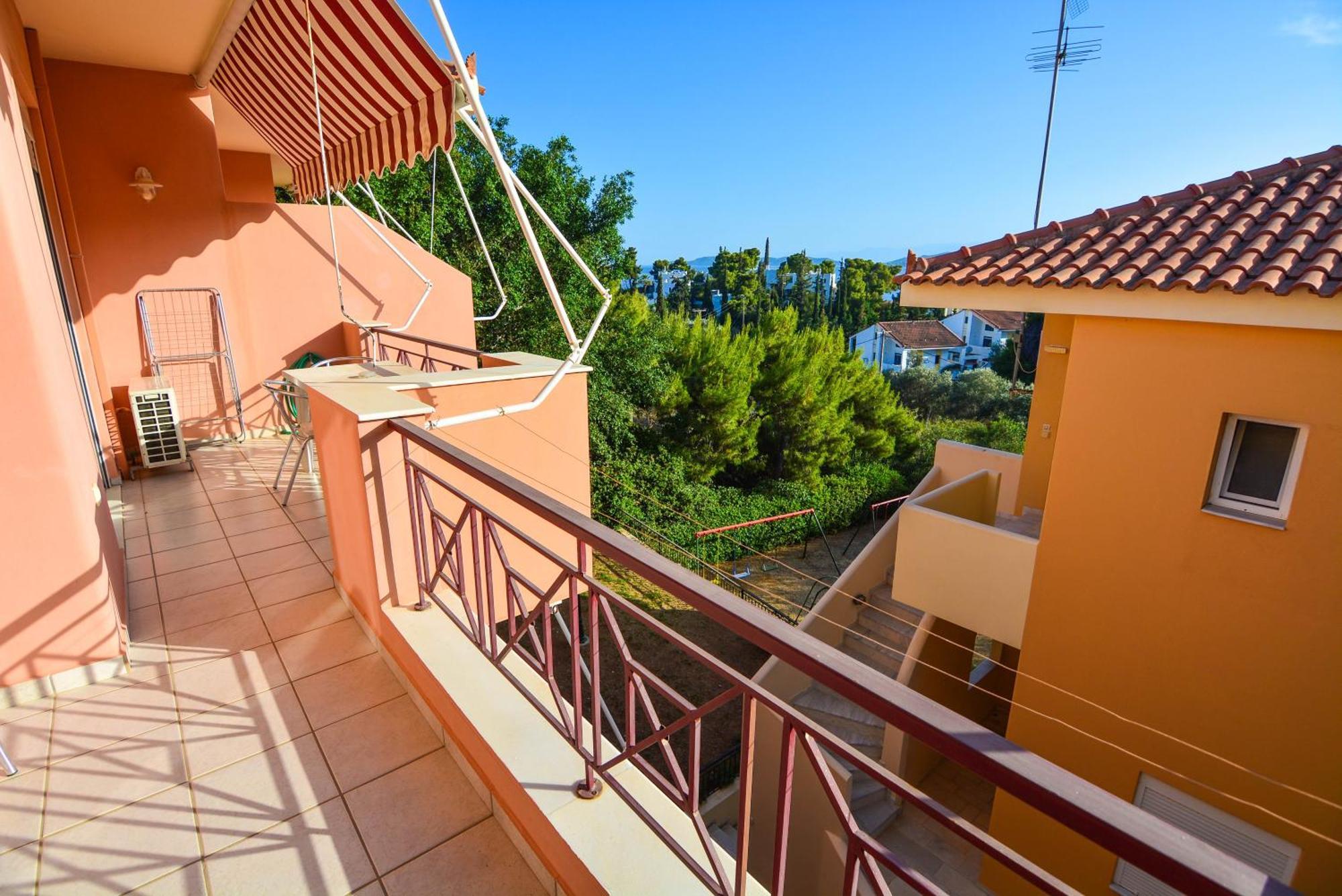 Epavlis Apartments Порто Хели Екстериор снимка